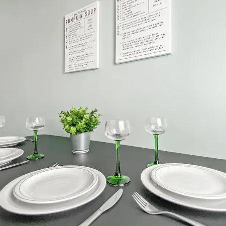 Homey Coloc Goodlife - Colocation Moderne - Privees - Wifi Et Netflix - Au Pied Du Tram Pour Geneve بيت ضيافة *