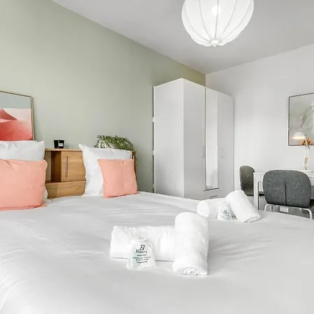 بيت ضيافة Homey Coloc Goodlife - Colocation Moderne - Privees - Wifi Et Netflix - Au Pied Du Tram Pour Geneve أمْبييّي